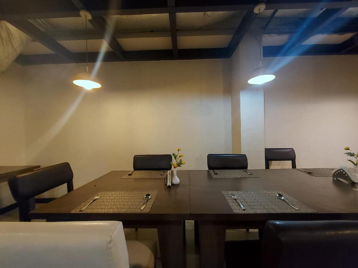 Orbit Hotel - Bagdogra ภายนอก รูปภาพ