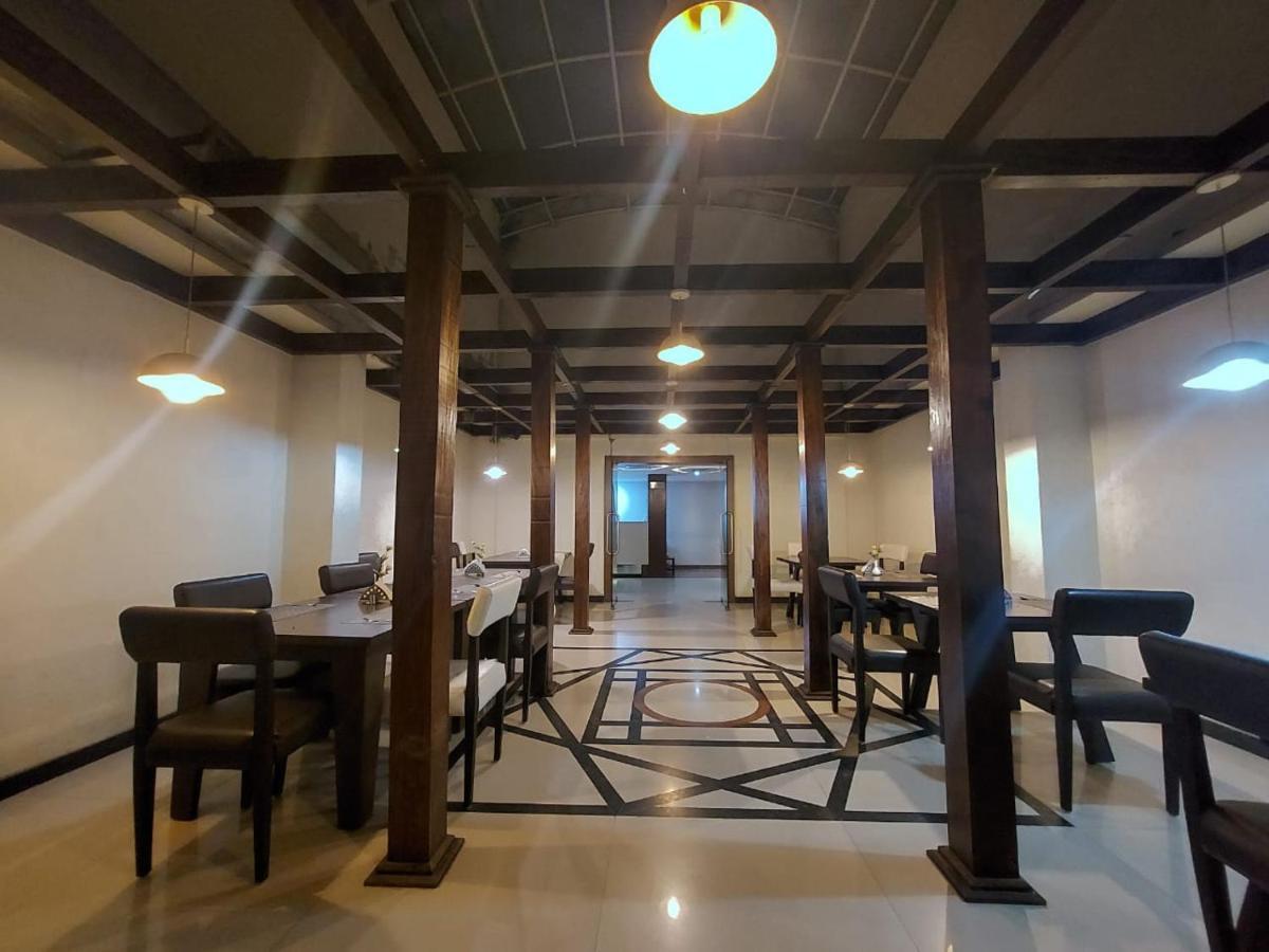Orbit Hotel - Bagdogra ภายนอก รูปภาพ