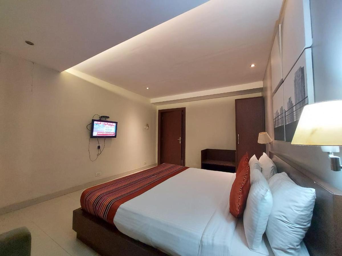 Orbit Hotel - Bagdogra ภายนอก รูปภาพ