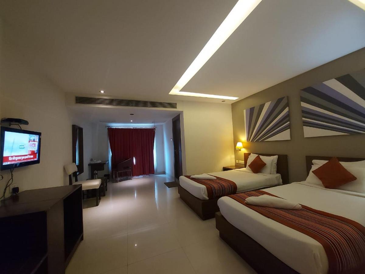 Orbit Hotel - Bagdogra ภายนอก รูปภาพ