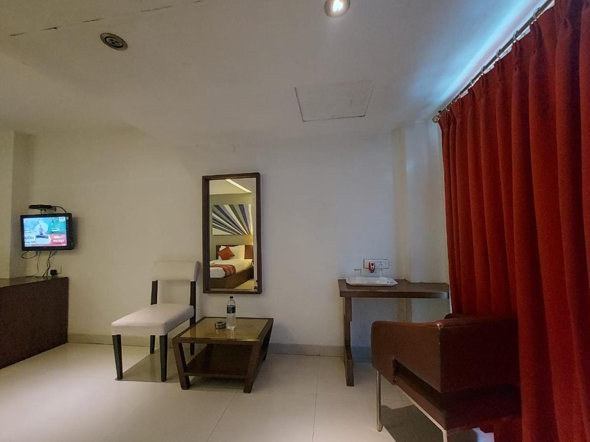 Orbit Hotel - Bagdogra ภายนอก รูปภาพ